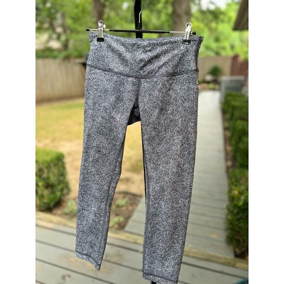 Lululemon High Times Crops Rio Mist White/Black Cropped Leggings Womens Size 6 - Picture 5 of 8
